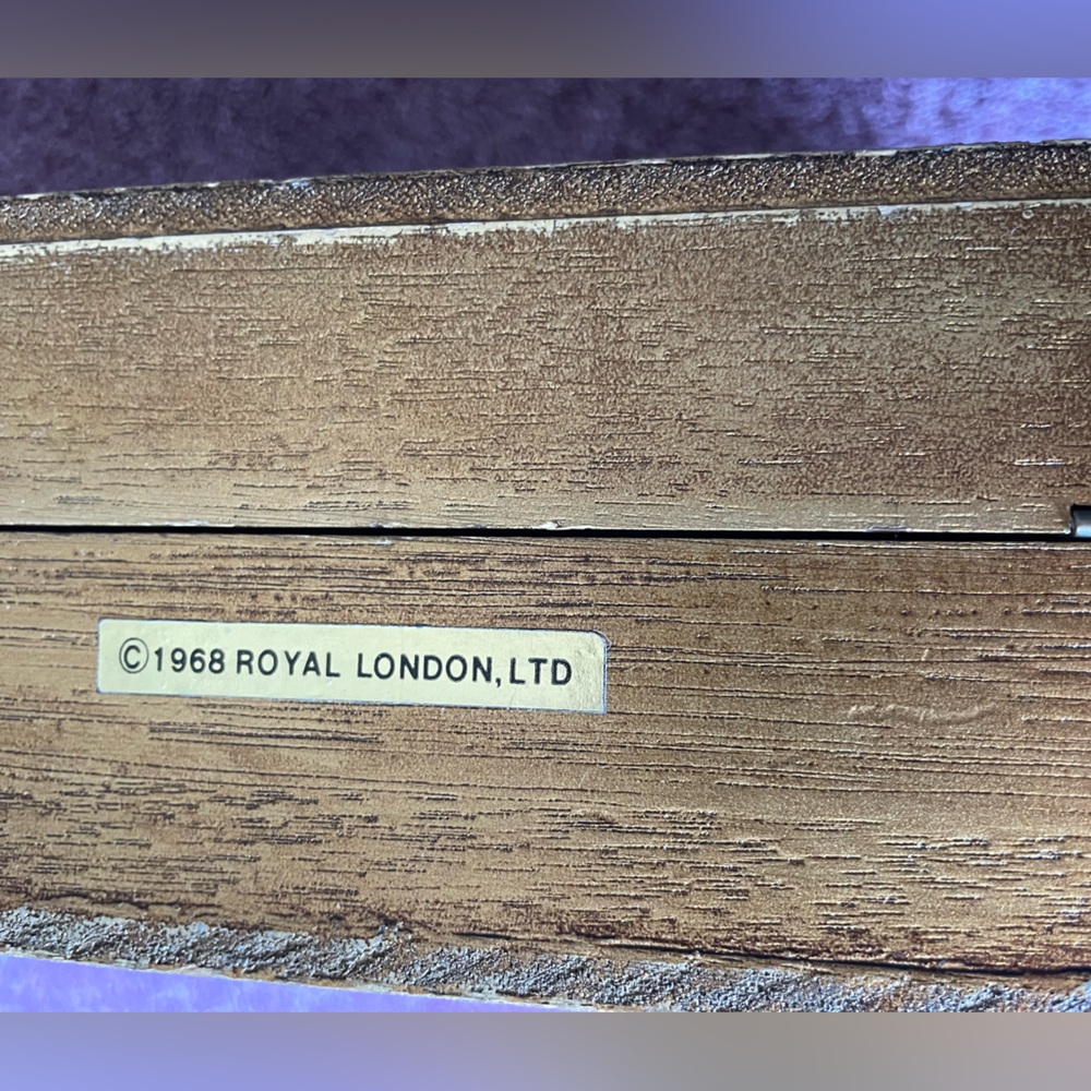 1968 ROYAL LONDON WOOD PURSE - Picture 6 of 7